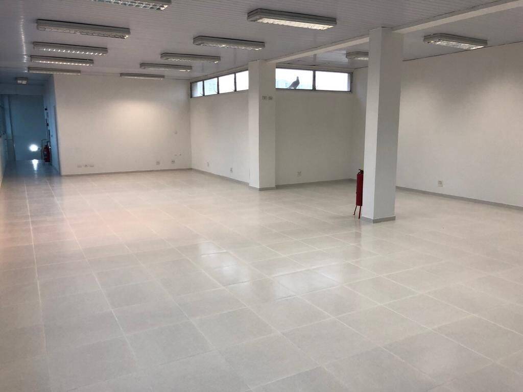 Prédio Inteiro para alugar, 1000m² - Foto 15