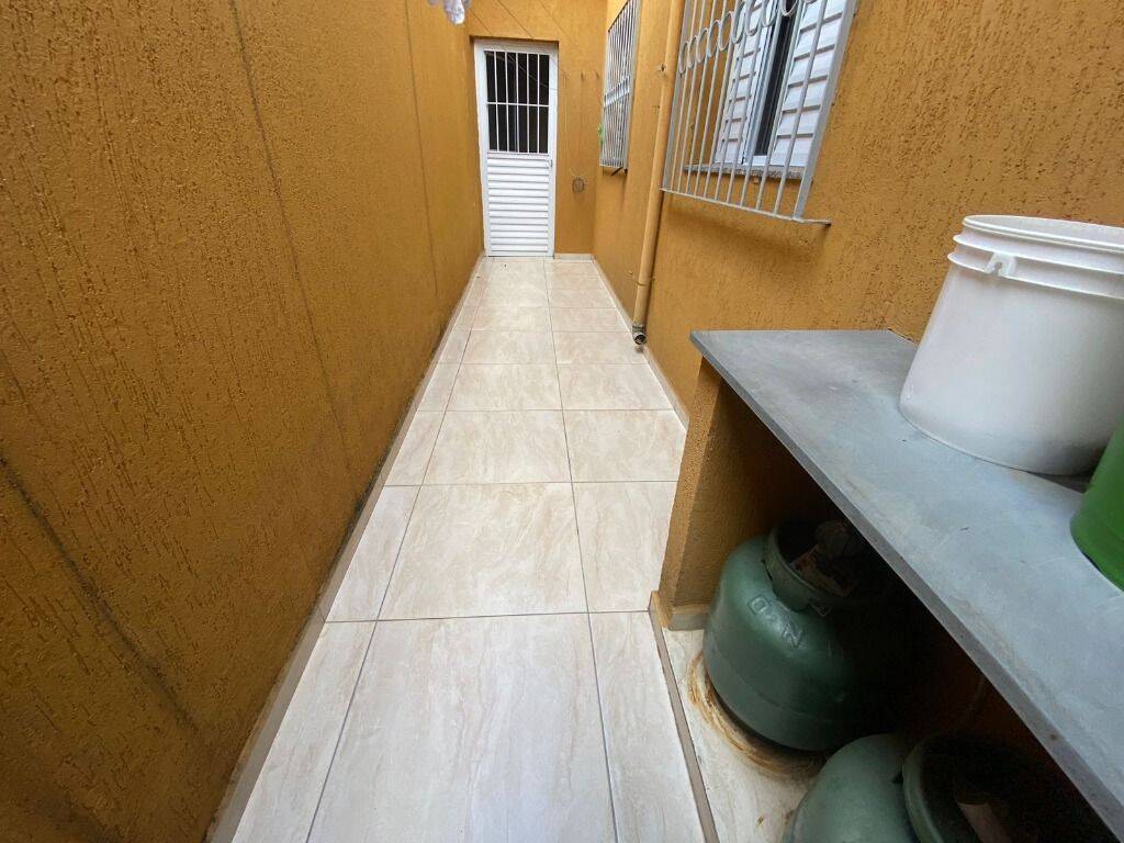 Sobrado à venda e aluguel com 3 quartos, 174m² - Foto 13