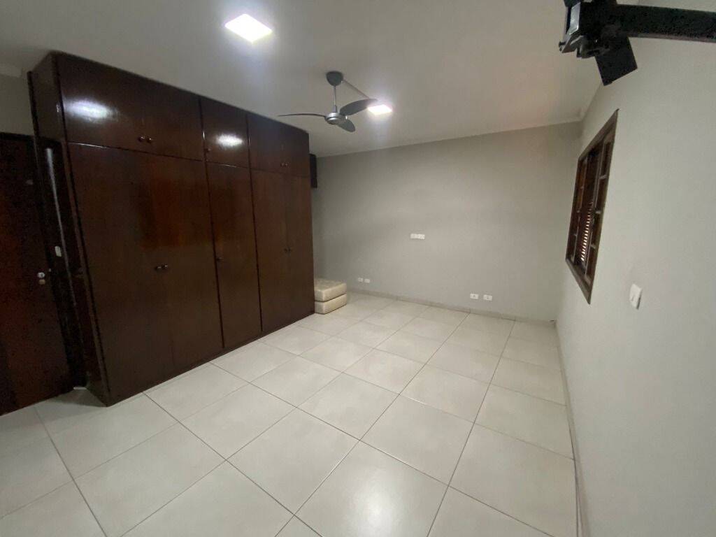 Sobrado à venda e aluguel com 3 quartos, 174m² - Foto 31