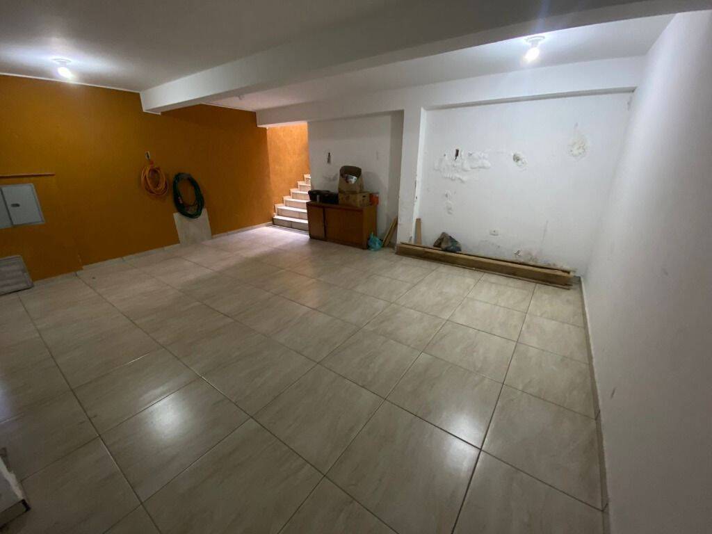 Sobrado à venda e aluguel com 3 quartos, 174m² - Foto 35