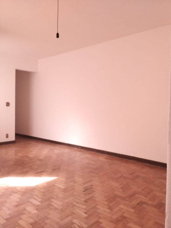 Apartamento para alugar com 2 quartos, 110m² - Foto 18