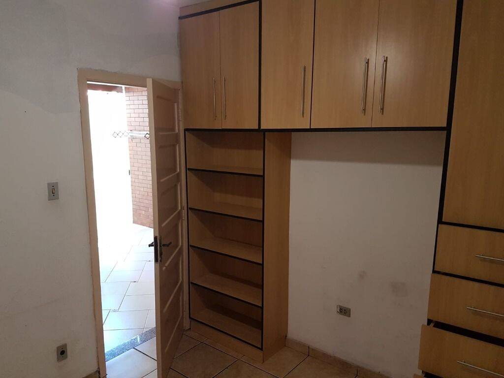 Sobrado para alugar com 2 quartos, 170m² - Foto 3