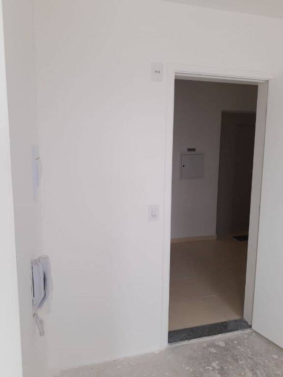 Apartamento para alugar com 2 quartos, 32m² - Foto 10