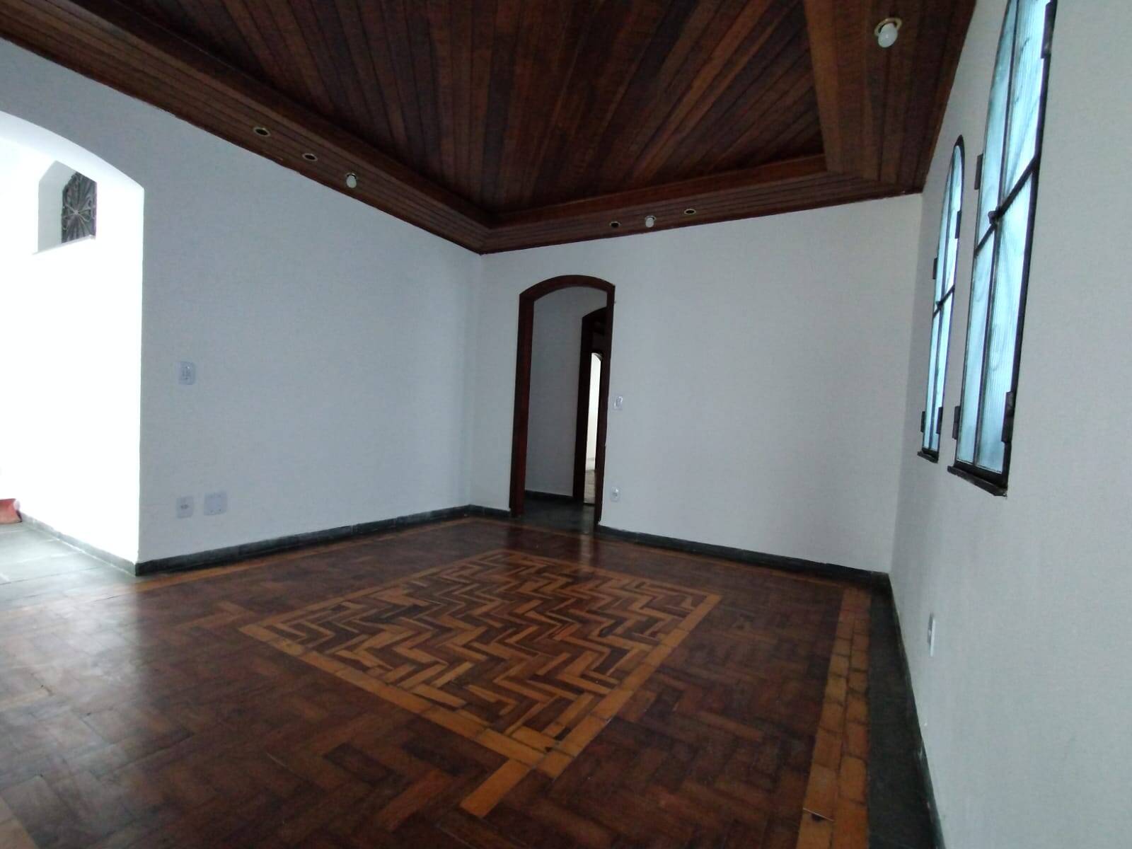 Casa para alugar com 3 quartos, 150m² - Foto 5