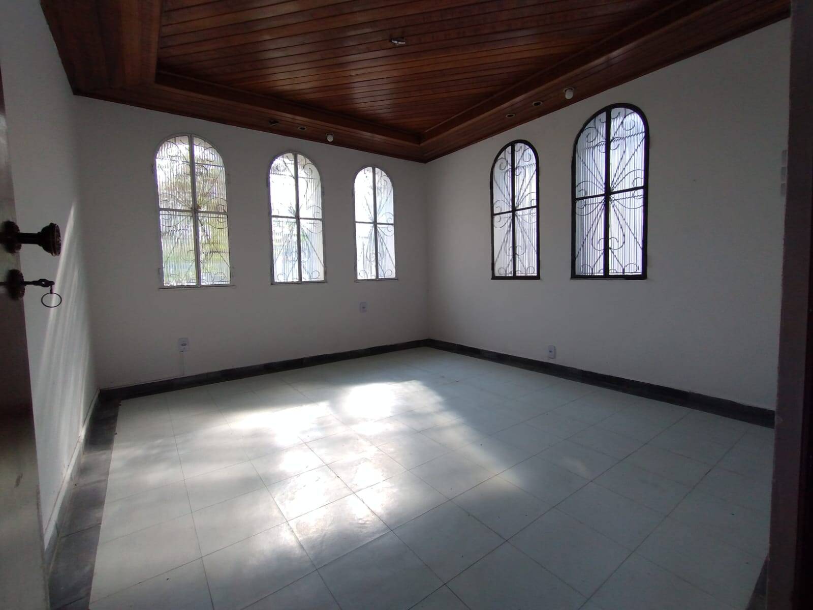 Casa para alugar com 3 quartos, 150m² - Foto 3