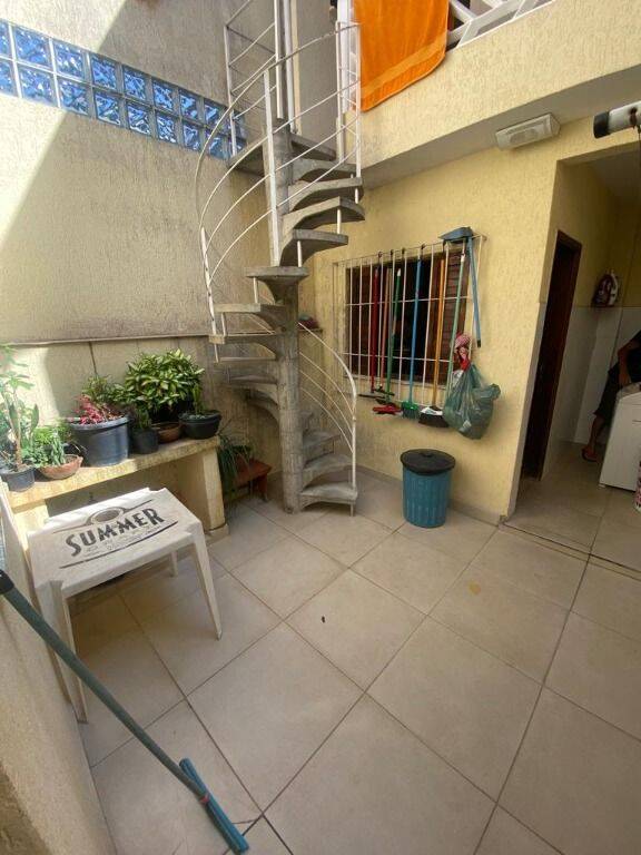 Casa à venda com 3 quartos, 112m² - Foto 6