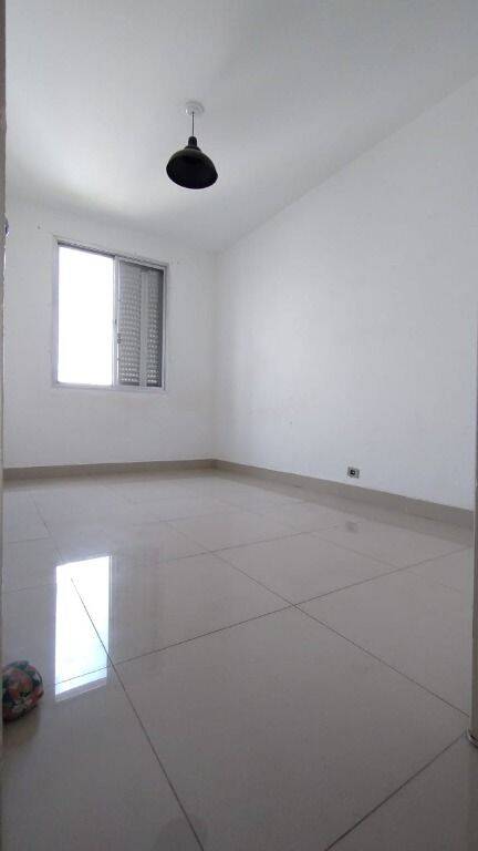 Apartamento para alugar com 2 quartos, 75m² - Foto 7