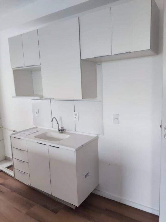 Apartamento para alugar com 2 quartos, 35m² - Foto 10