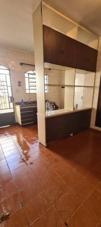 Casa à venda com 3 quartos, 220m² - Foto 27