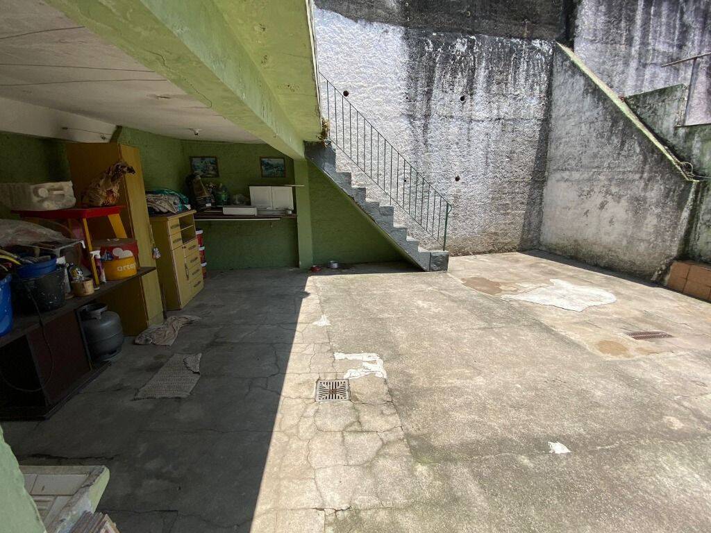 Sobrado à venda com 4 quartos, 250m² - Foto 18