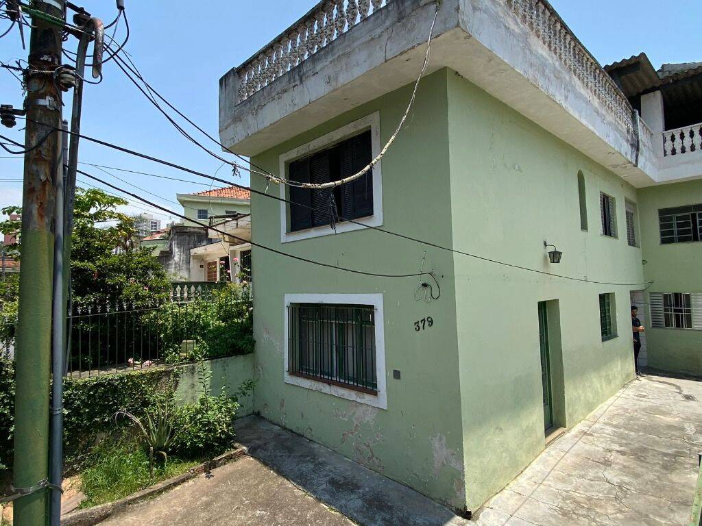 Sobrado à venda com 4 quartos, 250m² - Foto 1