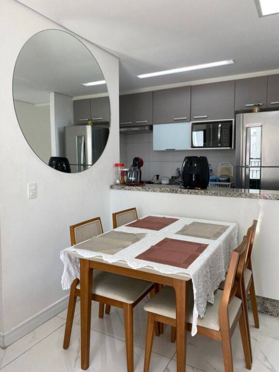 Apartamento à venda com 2 quartos, 50m² - Foto 2