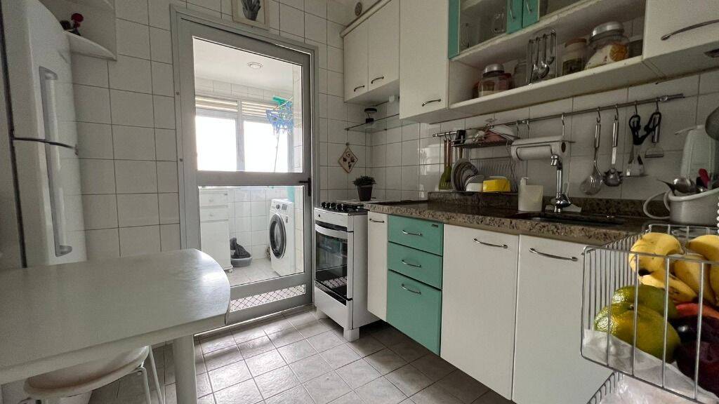 Apartamento à venda com 3 quartos, 73m² - Foto 6