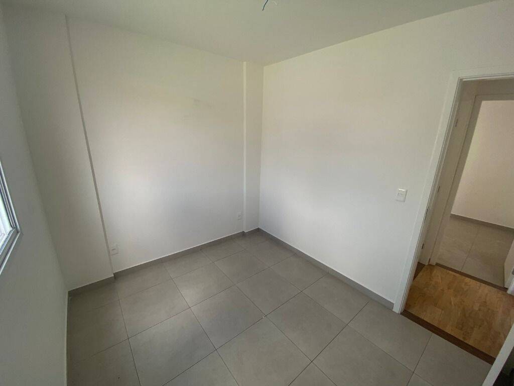 Apartamento à venda com 2 quartos, 52m² - Foto 7