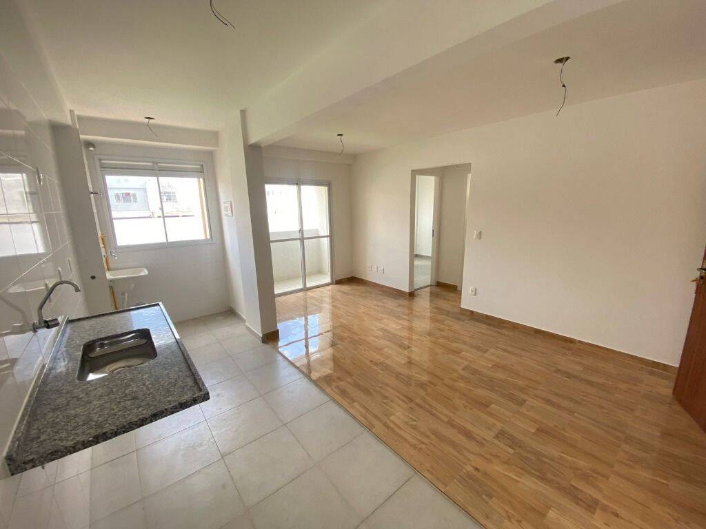 Apartamento à venda com 2 quartos, 52m² - Foto 11