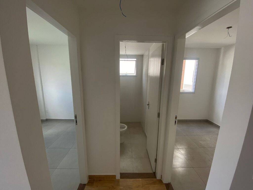 Apartamento à venda com 2 quartos, 52m² - Foto 14