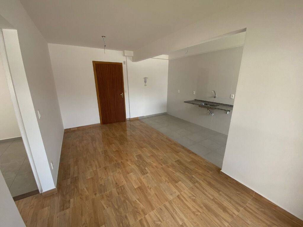 Apartamento à venda com 2 quartos, 52m² - Foto 13