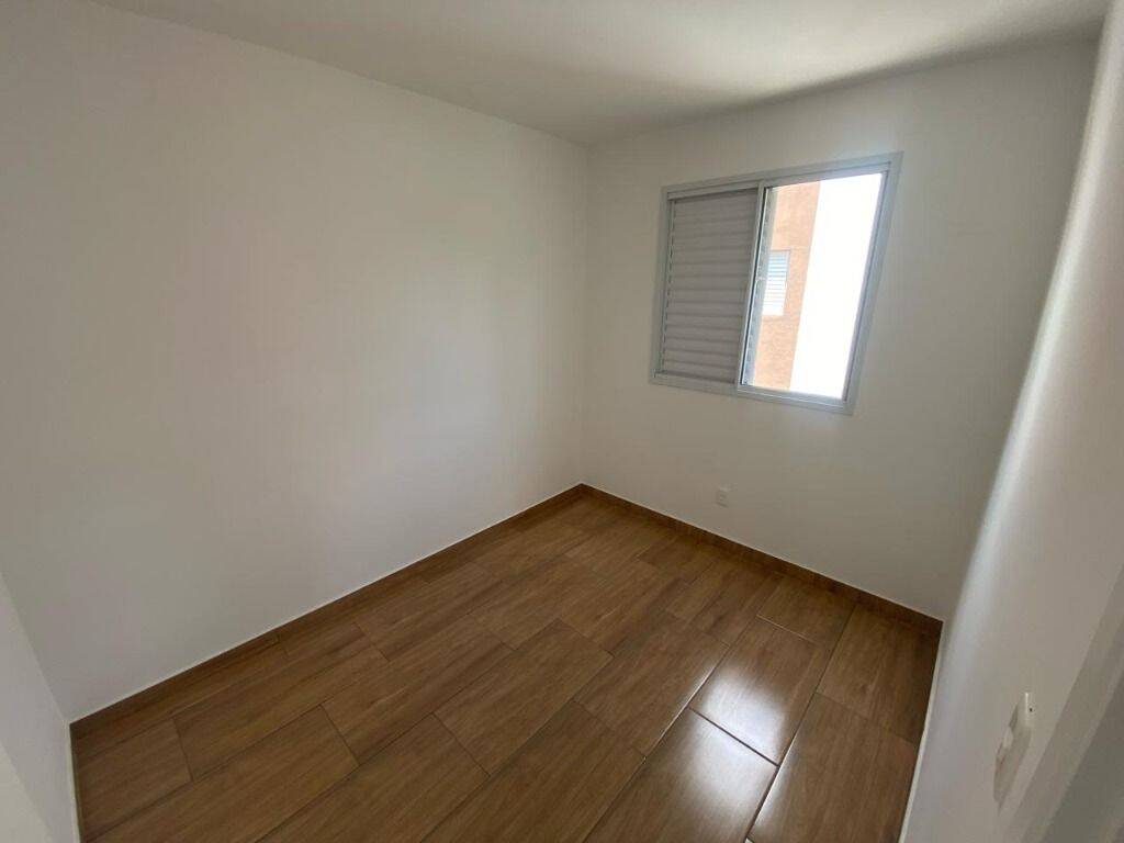 Apartamento à venda com 3 quartos, 56m² - Foto 3