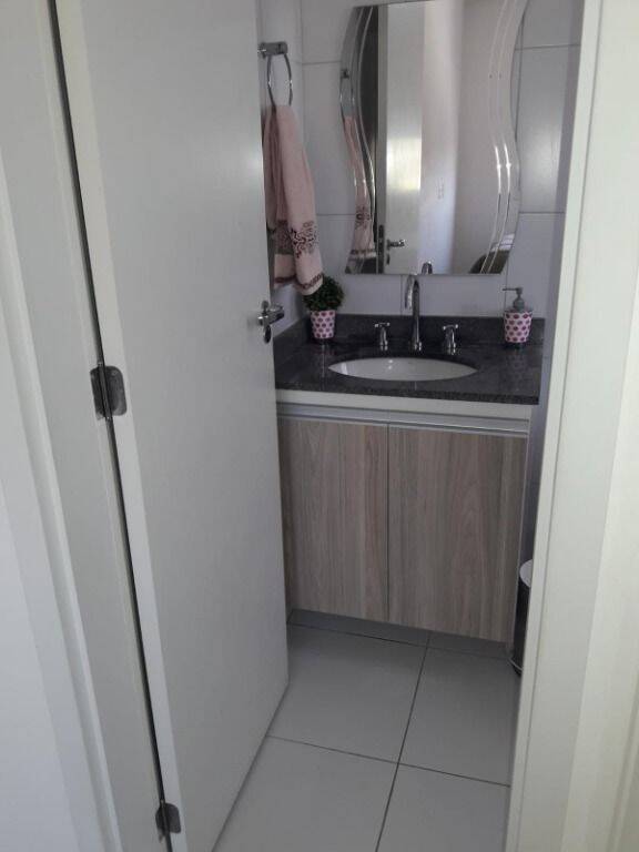 Apartamento à venda com 2 quartos, 60m² - Foto 18