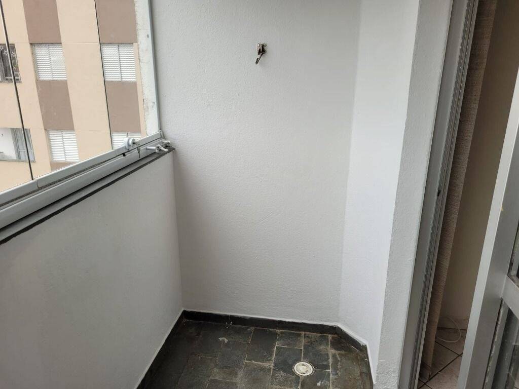 Apartamento à venda com 3 quartos, 63m² - Foto 3