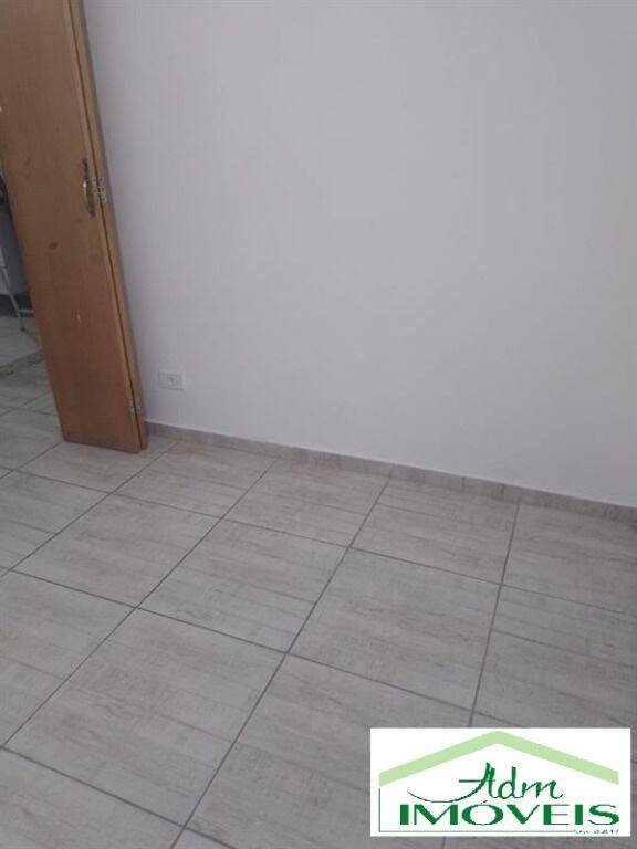 Apartamento à venda com 2 quartos, 38m² - Foto 3