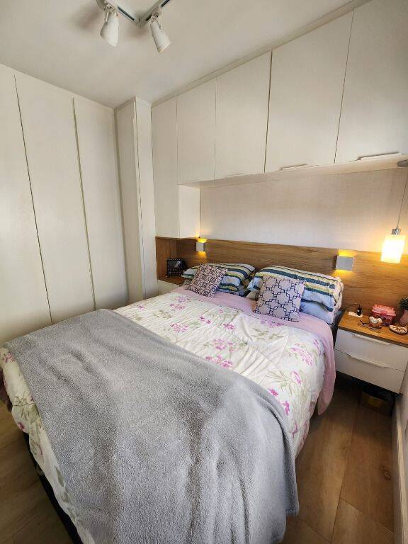 Apartamento à venda com 2 quartos, 40m² - Foto 12