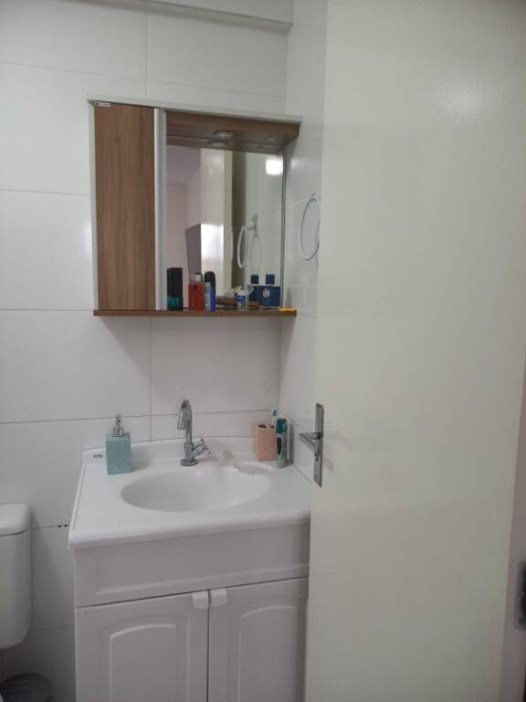 Apartamento à venda com 2 quartos, 60m² - Foto 13