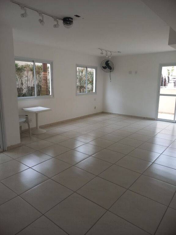 Apartamento à venda com 2 quartos, 60m² - Foto 8