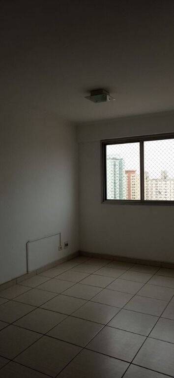 Apartamento para alugar com 2 quartos, 64m² - Foto 7