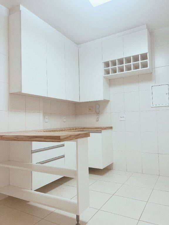 Apartamento à venda com 3 quartos - Foto 7