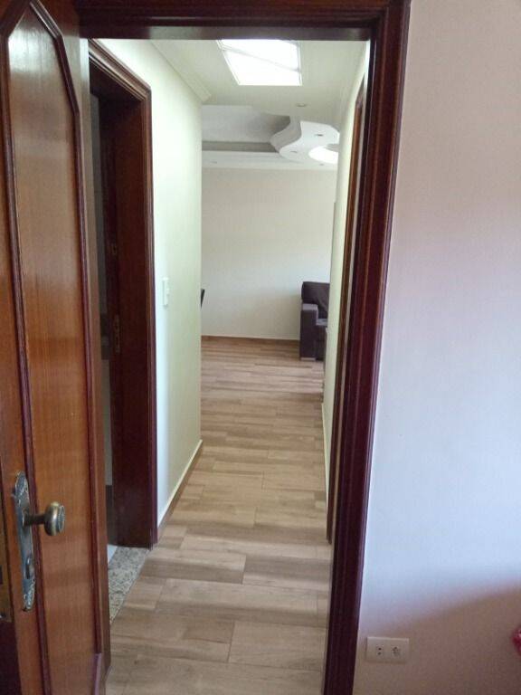 Apartamento à venda com 2 quartos, 69m² - Foto 28