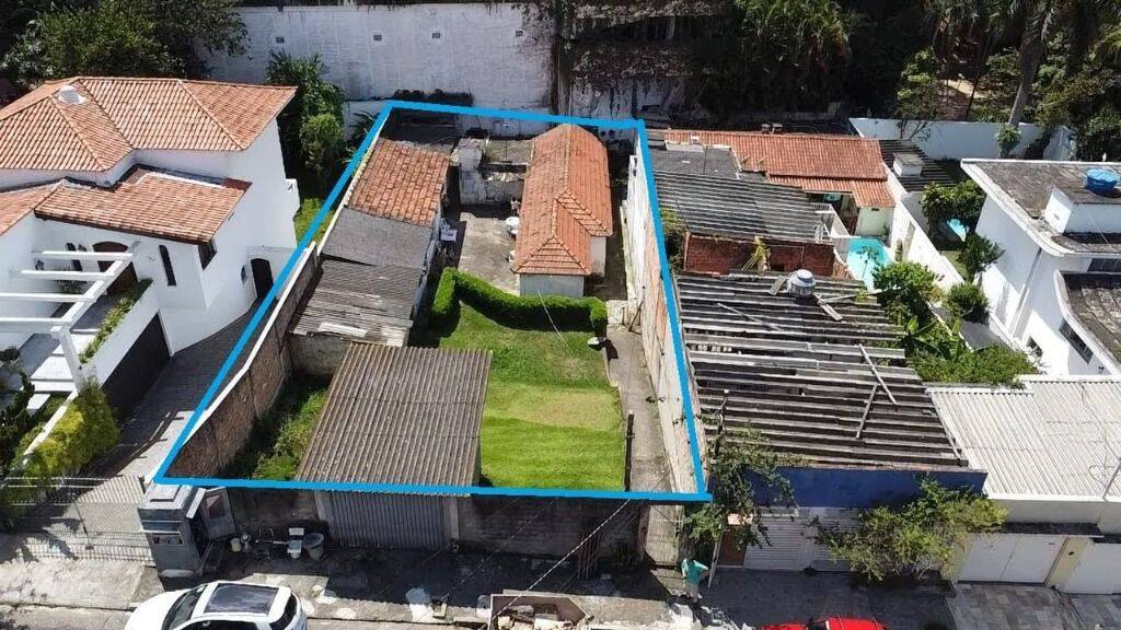 Casa à venda com 5 quartos, 200m² - Foto 5