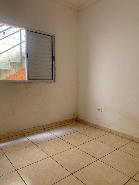 Casa à venda com 2 quartos, 52m² - Foto 16