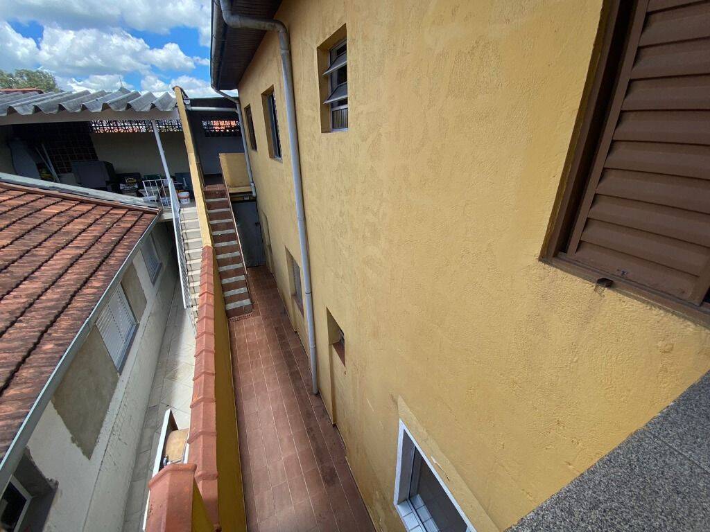 Casa à venda com 4 quartos, 108m² - Foto 10