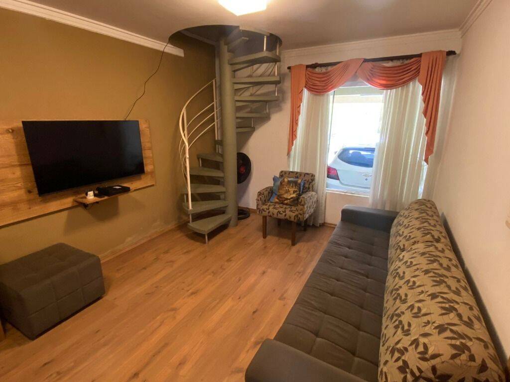 Casa à venda com 4 quartos, 108m² - Foto 29