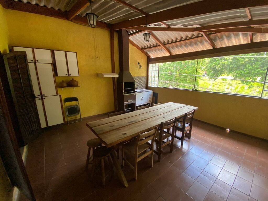 Casa à venda com 4 quartos, 108m² - Foto 38