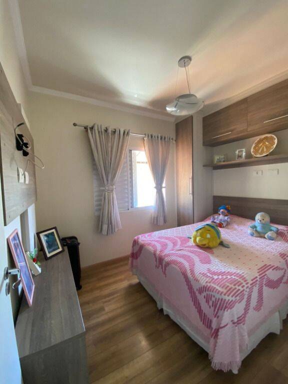 Casa à venda com 3 quartos, 196m² - Foto 4