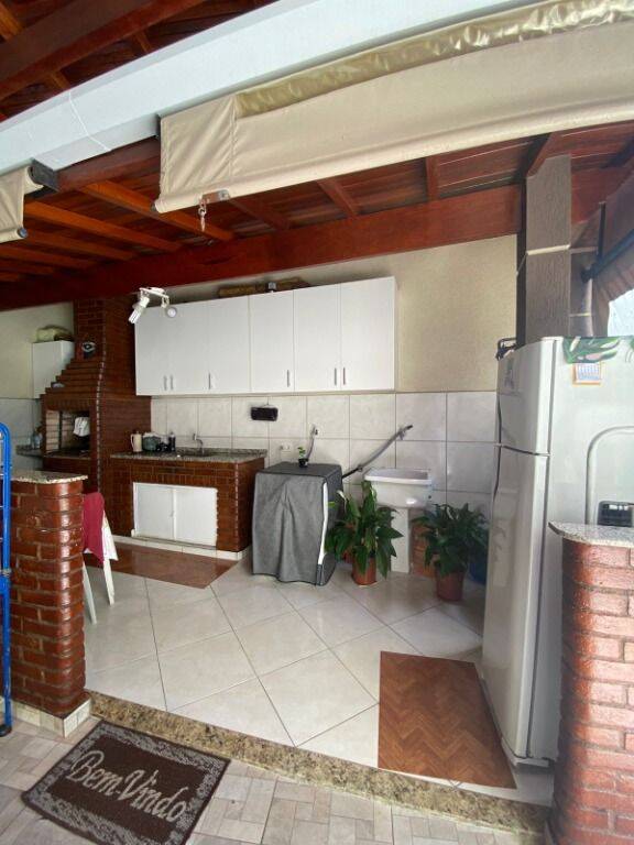 Casa à venda com 3 quartos, 196m² - Foto 30