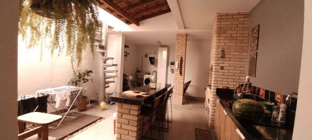 Casa à venda com 3 quartos, 160m² - Foto 13