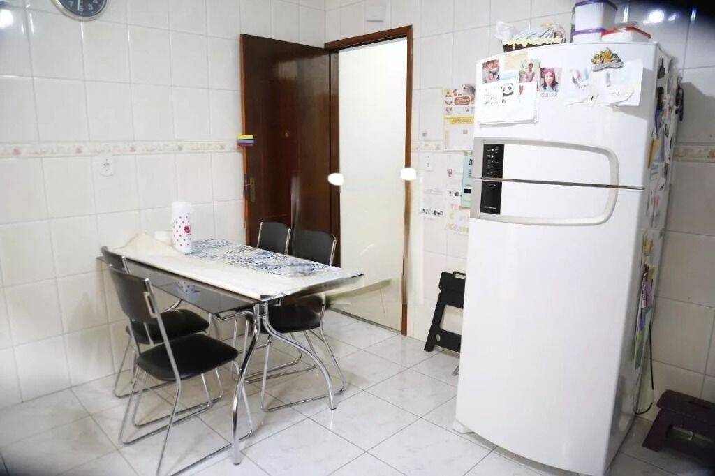 Casa à venda com 33 quartos, 170m² - Foto 18