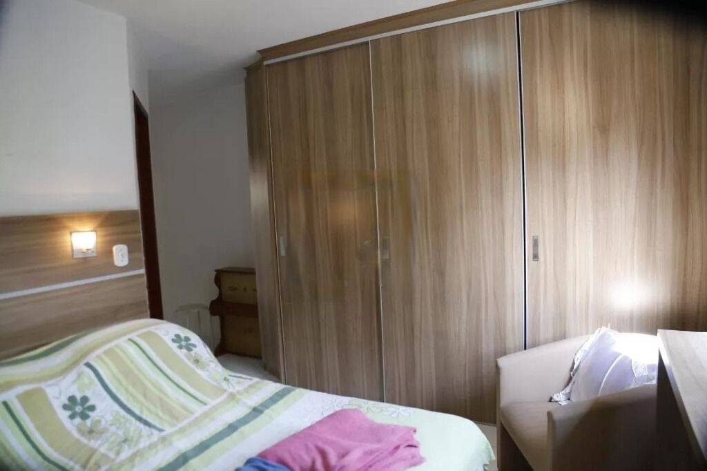 Casa à venda com 33 quartos, 170m² - Foto 14