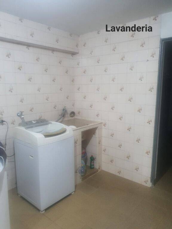 Casa à venda com 3 quartos, 173m² - Foto 11