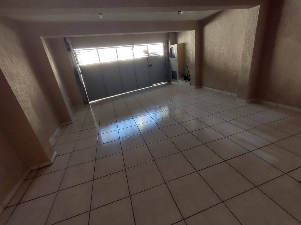 Casa à venda com 4 quartos, 128m² - Foto 2