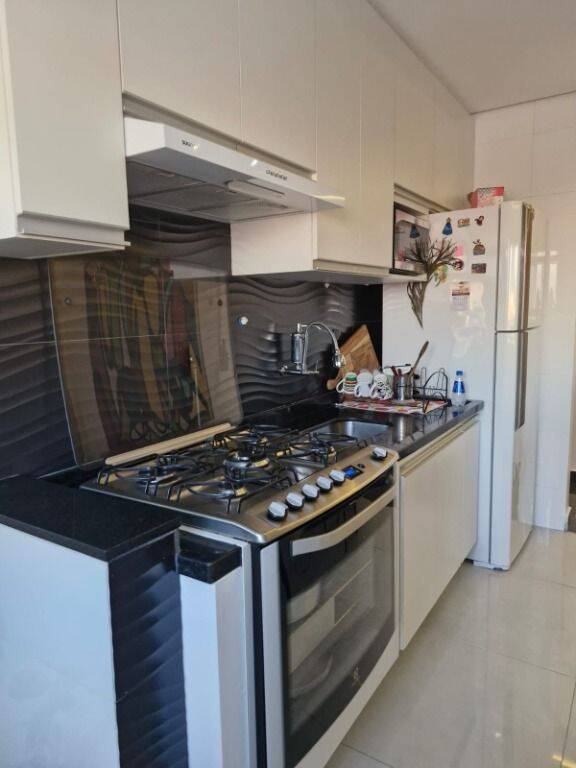 Apartamento à venda com 2 quartos, 57m² - Foto 4