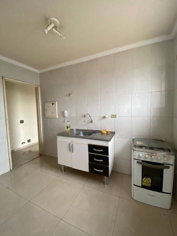 Apartamento à venda com 2 quartos, 58m² - Foto 2