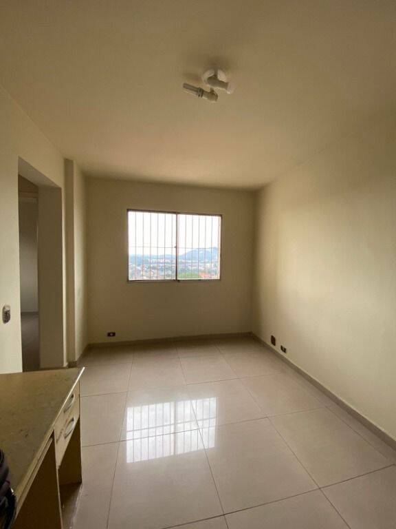 Apartamento à venda com 2 quartos, 58m² - Foto 4