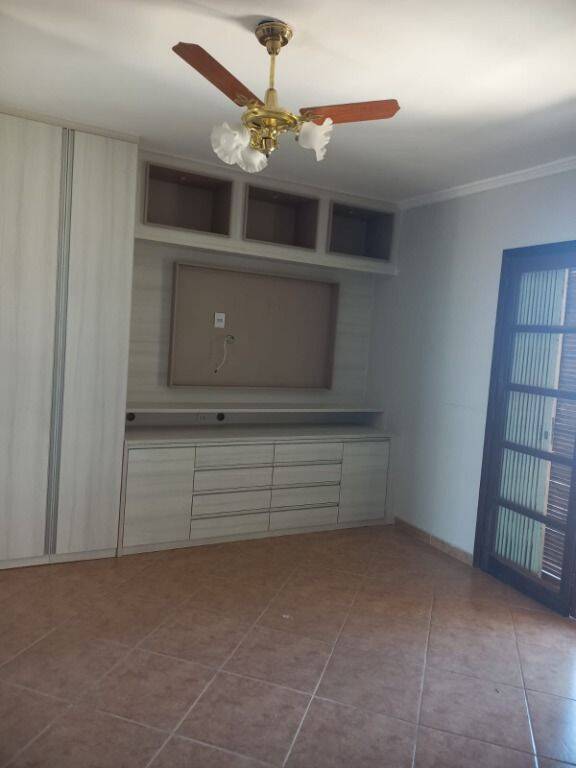 Casa à venda com 3 quartos, 127m² - Foto 15