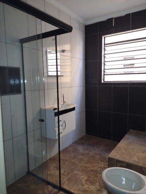 Casa à venda com 2 quartos, 150m² - Foto 4