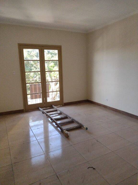 Casa à venda com 2 quartos, 150m² - Foto 5