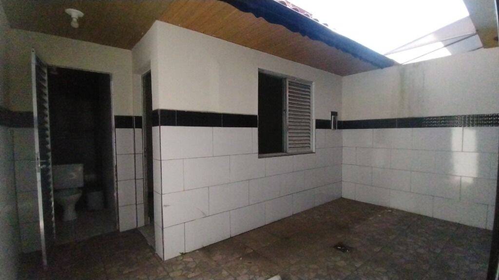 Casa à venda com 2 quartos, 150m² - Foto 7